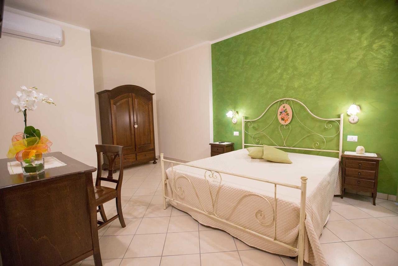 B&B Le Due Gioie Taviano Kültér fotó