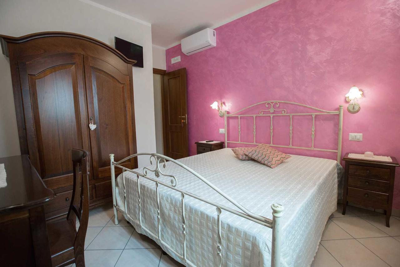 B&B Le Due Gioie Taviano Kültér fotó